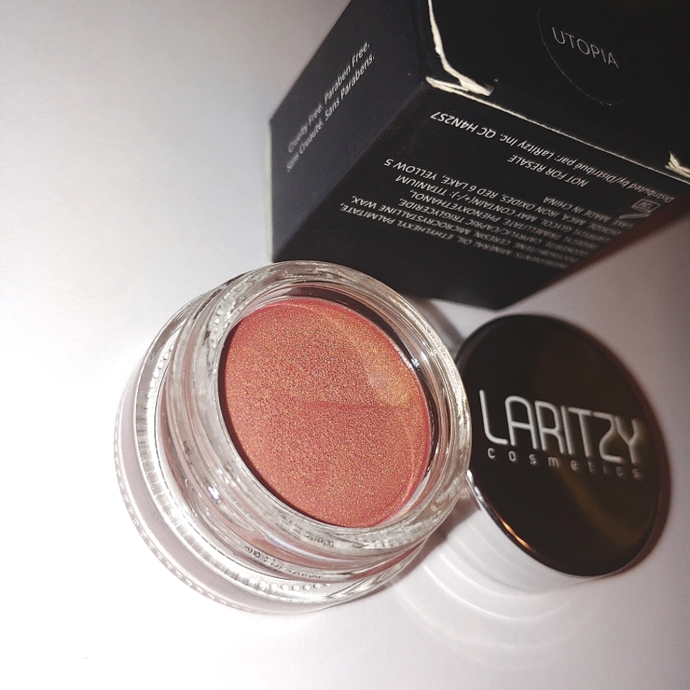 Utopia Dew Pot Illuminator Highlighter Laritzy Cosmetics